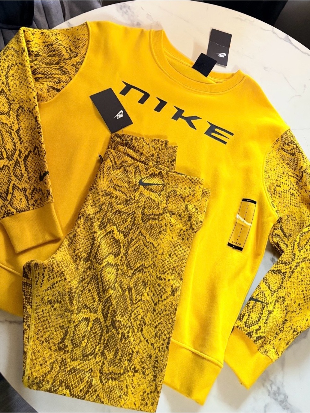Nike women’s Yellow Crewneck Sweater with Snake-Print Accents w/ leggings